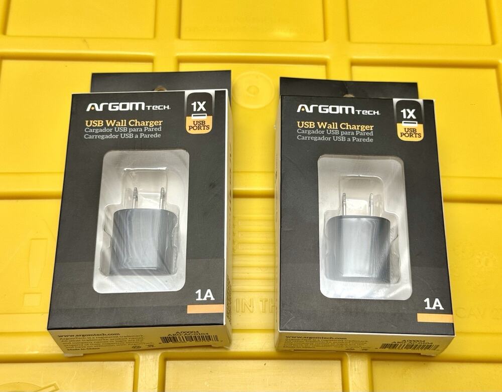 Lot of 2 Argom Tech Compact 1A 1-Port USB-A Wall Charger Plug, Black ARG-AC-0104